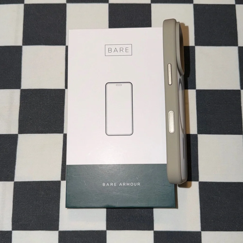 Bare Armour Silicone Case - iPhone Pro 16